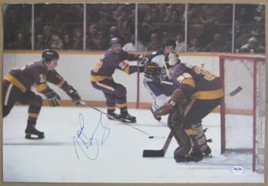 Póster de revista Marcel Dionne Kings firmado 11x16 PSA/ADN 154296 - Imagen 1 de 3