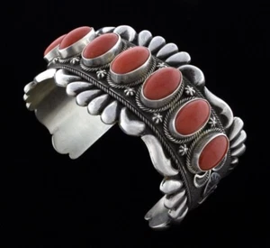 Pulsera Fila Coral Mediterráneo Natural Alta Calidad por el Artista Navajo Thomas Jim - Imagen 1 de 6