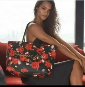 Victoria’s Secret Tasche hübsch geblümt rot rosa - neu mit Etikett - Bild 1 von 8
