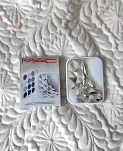 M.A.C Snowbody's Business Eye Shadow Palette - Picture 1 of 6