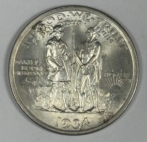 1934 BOONE COMMEMORATIVE HALF DOLLAR RAW UNCIRCULATED - Picture 1 of 3