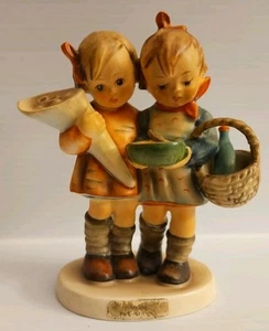 Vintage Hummel Figurine "GOING TO GRANDMA’S" Hummel Figurine 52/0  Goebel - Picture 1 of 7