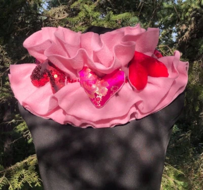 Disfraz de payaso circo de 3 capas de vellón rosa cuello con volantes corazones abullonados lentejuelas Foto 1 de 4