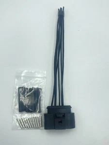 Connector Plug For 2013-2021 Kenworth T680 Halogen Headlights Headlamps 7 -wire - Picture 1 of 2
