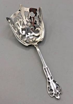 Putnam by Watson Sterling Silver Bon Bon or Nut Scoop 4,5" Foto 1 de 3