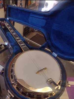 Vega C.F. Martin Tenor Banjo 1970-79 With Case - Image 1 of 4