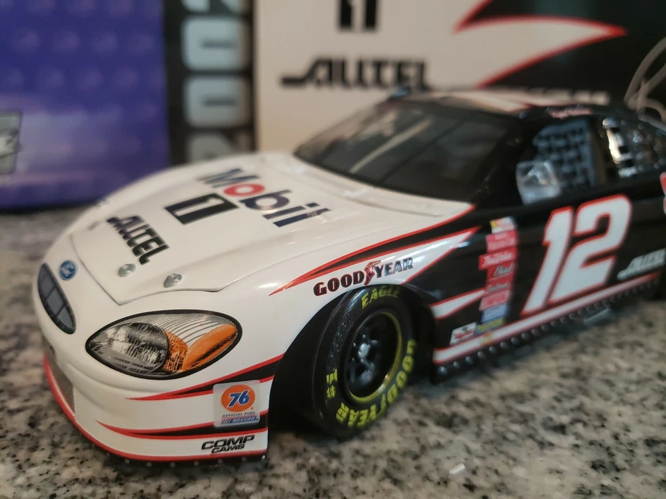 2002 1/24 Action Ryan Newman #12 Mobil 1 Alltel Speedpass Rookie Diecast Car