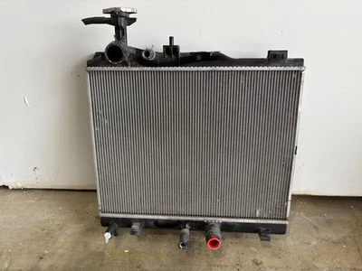 Radiator for Mitsubishi Mirage 2014-2024 & Mirage G4 2017-2024 #1350A842, OEM Foto 1 de 4