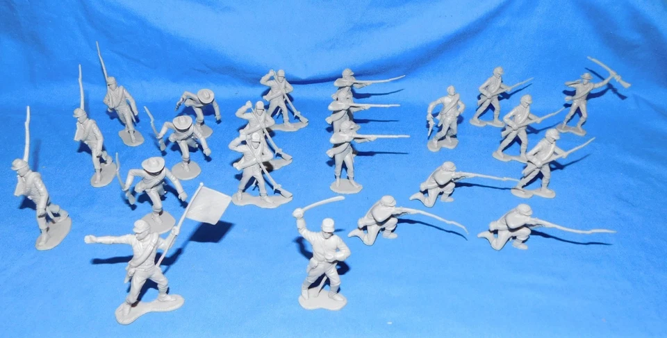CTS/MARX INFANTERÍA CONFEDERTE 22 FIGURAS EN 10 POSES 54 MM Foto 1 de 1