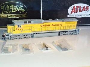 Atlas 9664 DCC & QSI Sound, Union Pacific Dash 8-40C. As New cond.HO scale.Boxed - Picture 1 of 23
