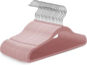 20 Samt Baby Kleiderbügel Kinderzimmer Kleiderbügel für Säugling & Kleinkinder NEU - Bild 1 von 4