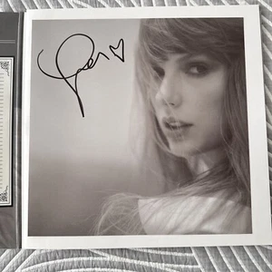 The Tortured Poets Department Vinyl "The Manuscript" w/Hand Signed Heart Photo - Picture 1 of 2