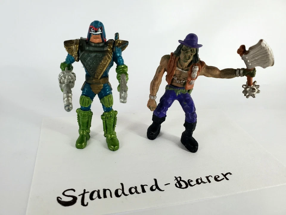 Vintage 1995 Judge Dread 2.5" mini-figureS LOT ✅ Ships Free - Изображение 1 из 1