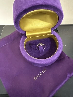 Anillo GUCCI 18K 750 Oro Sólido Doble G Genuino ITALIA Talla 8 con Caja y Bolsa R: $850 Foto 1 de 4