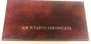 DOBLE CERTIFICADO DE ARMA AÉREA DOBLE ROJO OSCURO/PLATA IMPRESO/TITULAR DE LICENCIA/-SGC/FAC - Imagen 1 de 2