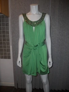 Mini Vestido ERATO Túnica Embellecida con Cinturón Verde 4 EE. UU./8 Reino Unido - Imagen 1 de 1