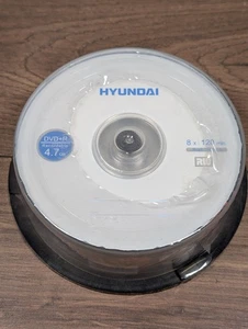 New Sealed Hyundai DVD+R 4.7Gb 8x 120Min AZO - 8 Disc Spindle Pack - Picture 1 of 4
