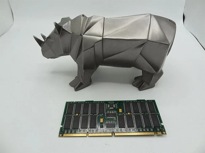 A6100-60001 HP 2GB PC133 133MHz ECC 278-Pin SyncDRAM A6100-69001 - Image 1 of 1