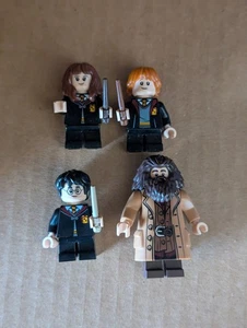 Lego Harry Potter Minifigure Lot of 4 - Harry Hermione Ron Hagrid - Picture 1 of 3