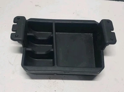 2013 - 2016 福特 Fusion 中控台存储硬币托盘插入原始设备制造商 — 第 1/4 张图片