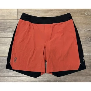 NWT On Running Lightweight 2 in 1 Shorts Auburn Black Mens Medium - Picture 1 of 8