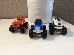 Mattel Nickelodeon Blaze And The Monster Machines Lot of 3 Die CastTrucks 1/55 - Picture 1 of 3