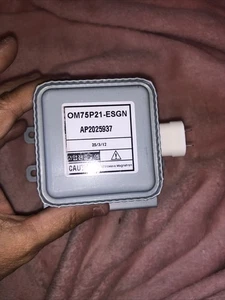 OM75P-21-ESGN Magnetron for Samsung Microwave Heat Element Repair Part - Picture 1 of 10