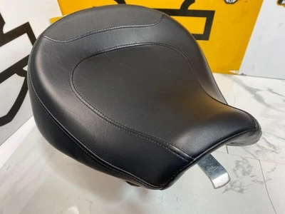 Asiento individual lado del conductor OEM 08-11 Harley-Davidson Rocker FXCW Rocker C FXCWC Foto 1 de 4
