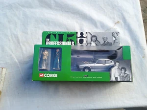 Corgi TV Show The Professionals Ford Capri with Bodie & Doyle Figures - Picture 1 of 15