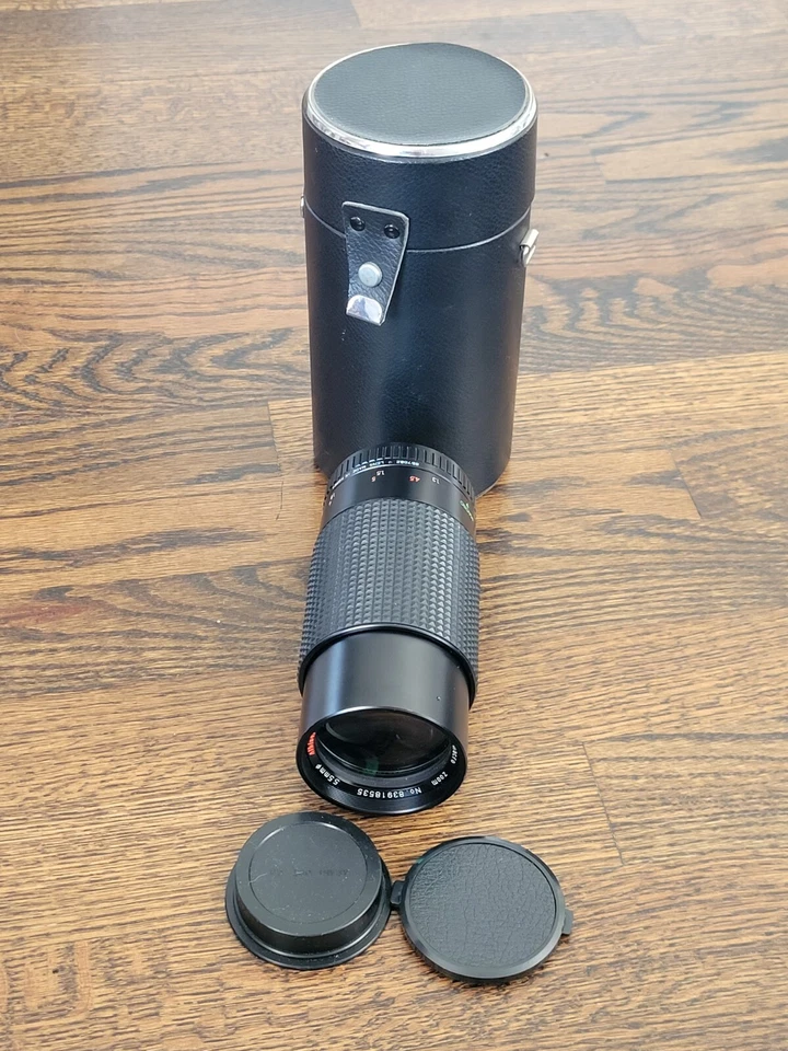 Albinar ADG 80-200mm f/3.9 manual focus lens w/ Case & End Caps | Tested & Works - Image 1 of 4