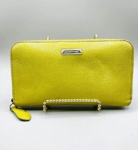 Burberry Bright Mustard Ziggy Large Zip Around Wallet Grainy Leather #3712084 - Picture 1 of 12