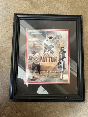 Framed Walter Payton Chicago Bears NFL Football Sports Frame Print Picture Foto 1 de 2