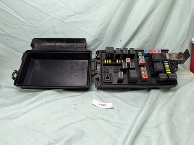 Dodge Magnum Chrysler 300 TIPM 2005 caja de fusibles eléctrica integrada OEM P05087166AI Foto 1 de 4