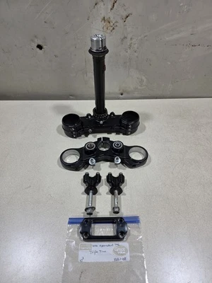 Ducati Hypermotard 796 2012 triple árbol horquilla abrazaderas vástago de dirección #825,1-108 Foto 1 de 4