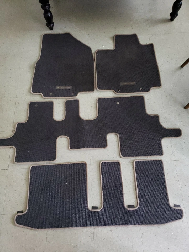 Nissan Pathfinder 2015 alfombrillas grises juego de 4 alfombras Foto 1 de 1