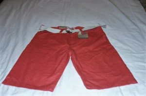 NWT Levi's Boys 514 Slim Straight Short Belted Size 18 REG W29 (MSRP$38.00) - Picture 1 of 7