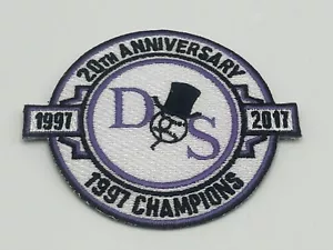 Toppa/distintivo campioni Duluth Dukes 20° anniversario baseball 1997 - Foto 1 di 5