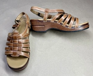 Dansko Size EU 38 US 7.5 8 Sandals Leather Open Toe Chunky Heel Cut Out MINT! - Picture 1 of 7