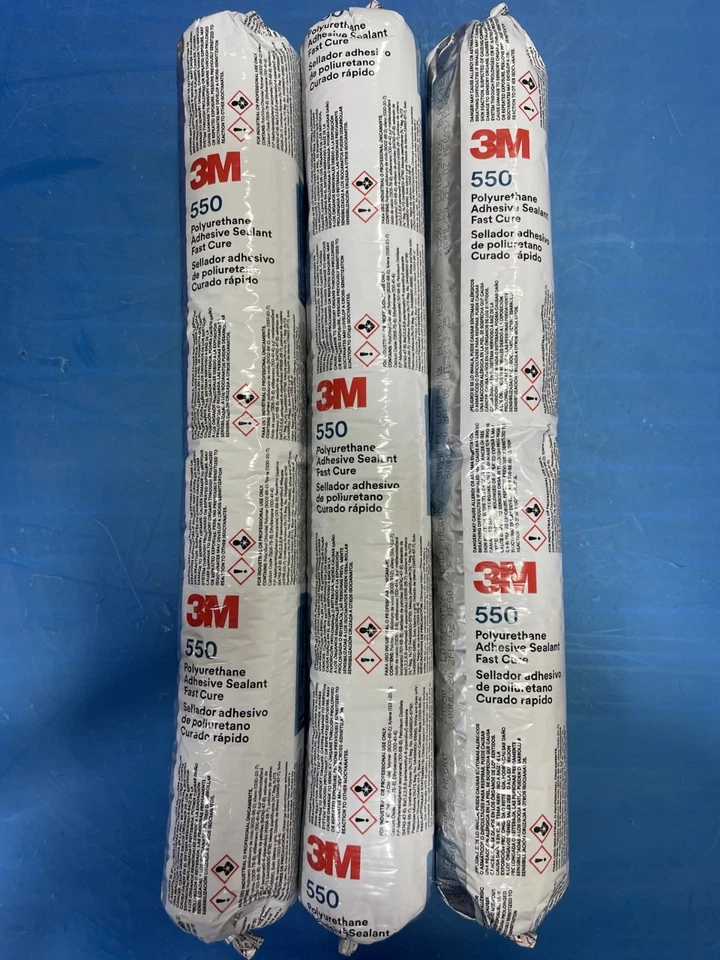 Sellador Adhesivo Poliuretano 3M 550FC, 600 ml, Curación Rápida, Negro - Lote de 3 Tubos Foto 1 de 4