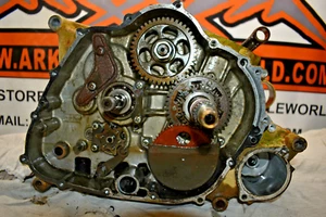 TR2-9 BOTTOM PARTS ENGINE MOTOR 95 KAWASAKI BAYOU 300 KLF ATV 2X4 B FREE SHIP - Picture 1 of 11