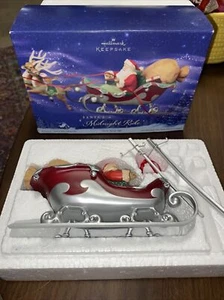 2005 Hallmark Keepsake Santa’s Midnight Ride “Dash Away All" Decoration AS IS - Picture 1 of 12