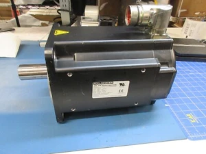 Kollmorgen AKM74Q-ANHNAA00 AKM Brushless Servo Motor USED good condition 3000rpm - Picture 1 of 13