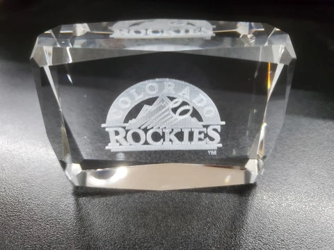 COLORADO ROCKIE MVP Crystal Display Paper Weight w/Case 3 1/4x 2 3/8x 1 1/4 L011 Cover