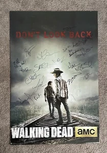 AMC’s The Walking Dead Cast signiertes Poster Anfang 2012-2014 Autos Lincoln Reedus - Bild 1 von 13