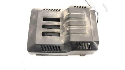 Carcasa de plástico para terreno GMC 2013-16 para computadora ECM bandeja de caja OEM 2,4 L 20853316 Foto 1 de 4