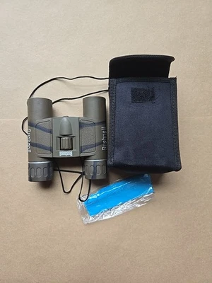 BUSHNELL BINOCULARS 12x25 240ft @ 1000 YARDS Camo Color With Case - Image 1 of 4