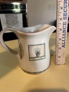 Pfaltzgraff Naturewood Gravy Boat Creamer Cup Pitcher 5 Inch Tall Ivory & Green - Picture 1 of 5