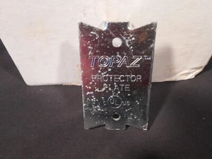 50 pack Topaz 16GA 2.5"x 1.5" NAIL PLATES Stud Guards Self-Nailing PVR35703 - Picture 1 of 3
