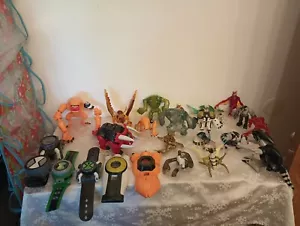 Lote de juguetes, relojes, figuras de juguete mixto Bandai Playmates Ben 10 Ten sin probar - Imagen 1 de 19