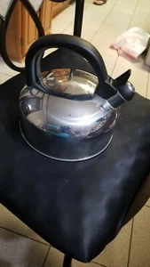 Vintage Farberware Stainless Steel whisling Tea Kettle 1.5 Qt C0005 - Picture 1 of 4